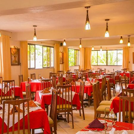Green Hills Hotel Nyeri Zewnętrze zdjęcie