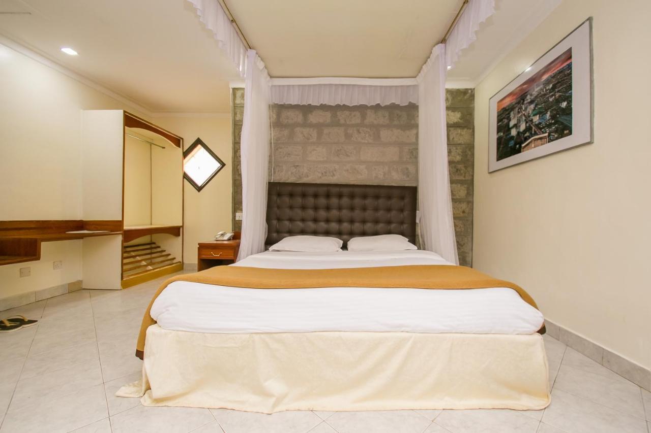 Green Hills Hotel Nyeri Zewnętrze zdjęcie