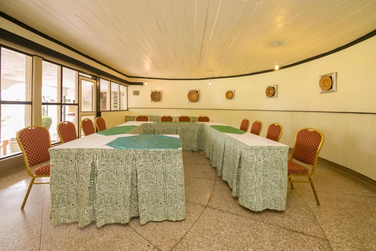 Green Hills Hotel Nyeri Zewnętrze zdjęcie