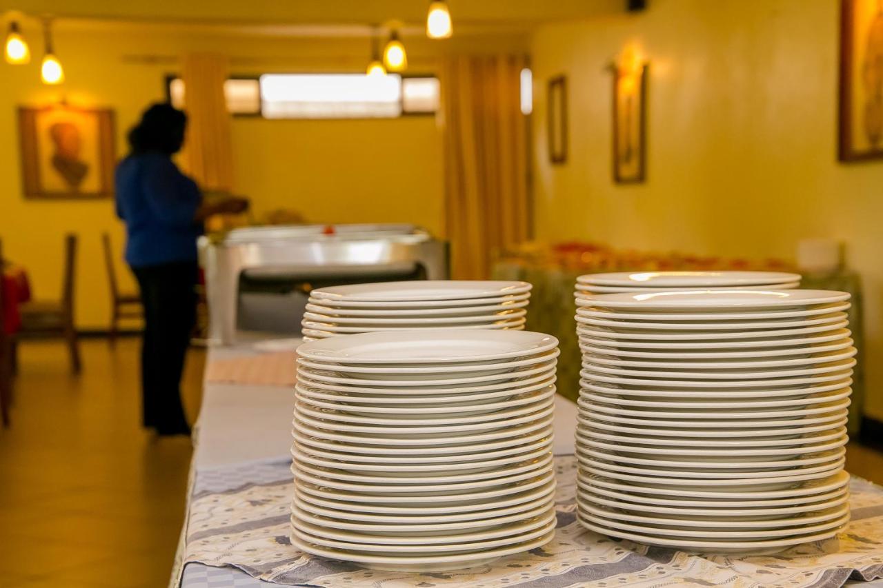 Green Hills Hotel Nyeri Zewnętrze zdjęcie